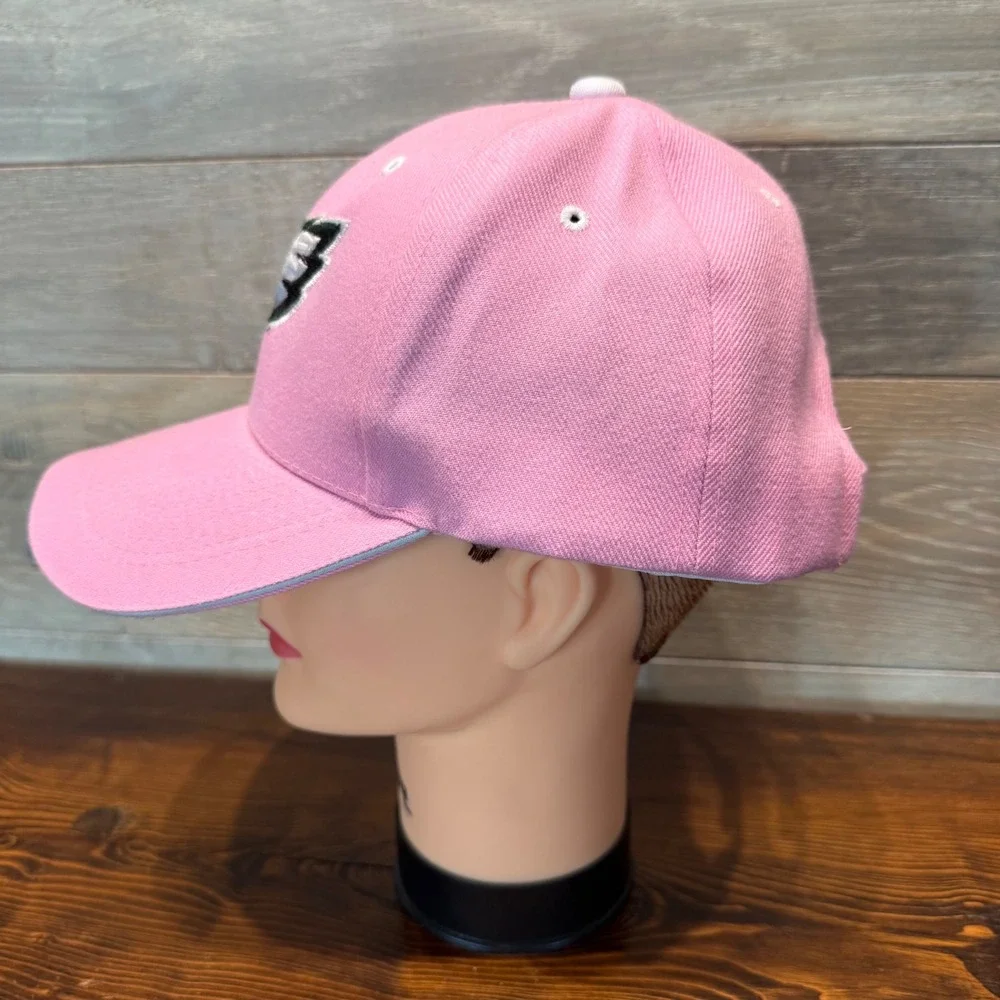 Philadelphia Eagles NFL Pink Baseball Cap Hat Embroidered Logo Adjustable OSFM